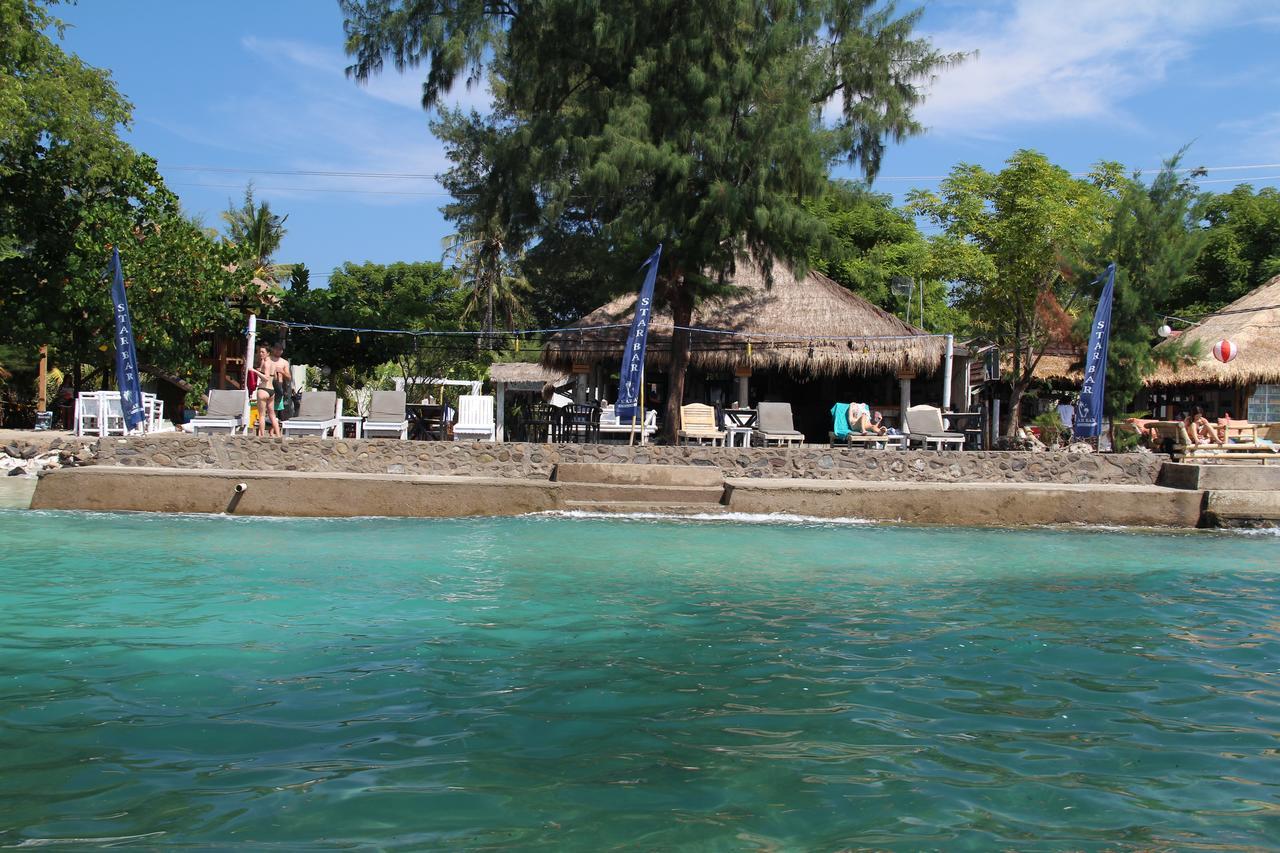 Star Bar And Bungalows Gili Air Exterior photo